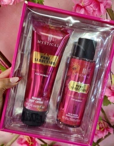 بكج هدية طقم من ماركة Mystical بنكهة "Pure Seduction" يتضمن لوشن للجسم وعطرًا للجسم.